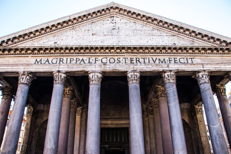 Architektura a budovy v Římě