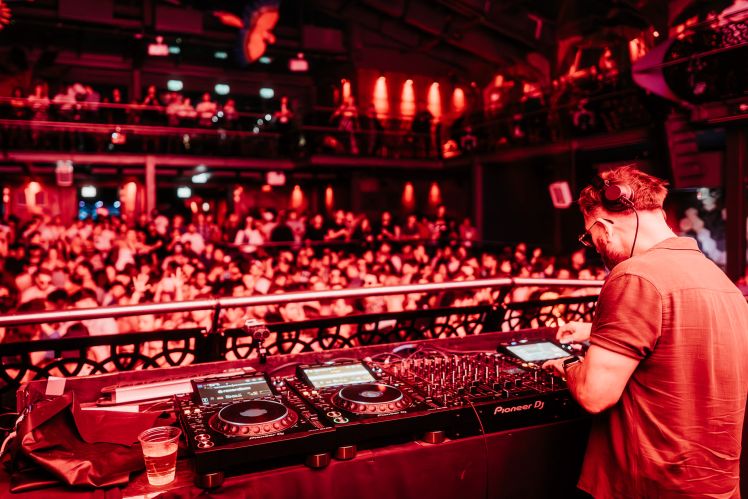 Studio 338